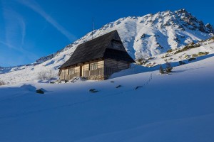 MOUNTAINS IN WINTER
