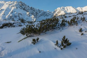 MOUNTAINS IN WINTER
